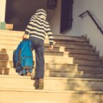 Osteopath Warns Against Children Wearing Too Heavy Backpacks